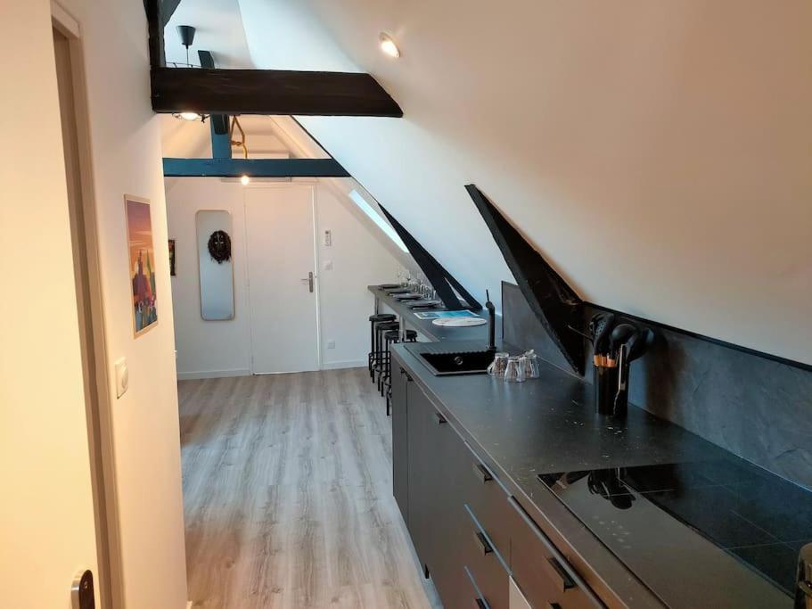 Dakar - Bel Appartement A Reims Zewnętrze zdjęcie
