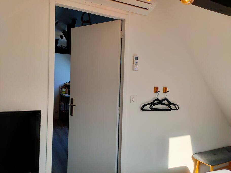 Dakar - Bel Appartement A Reims Zewnętrze zdjęcie