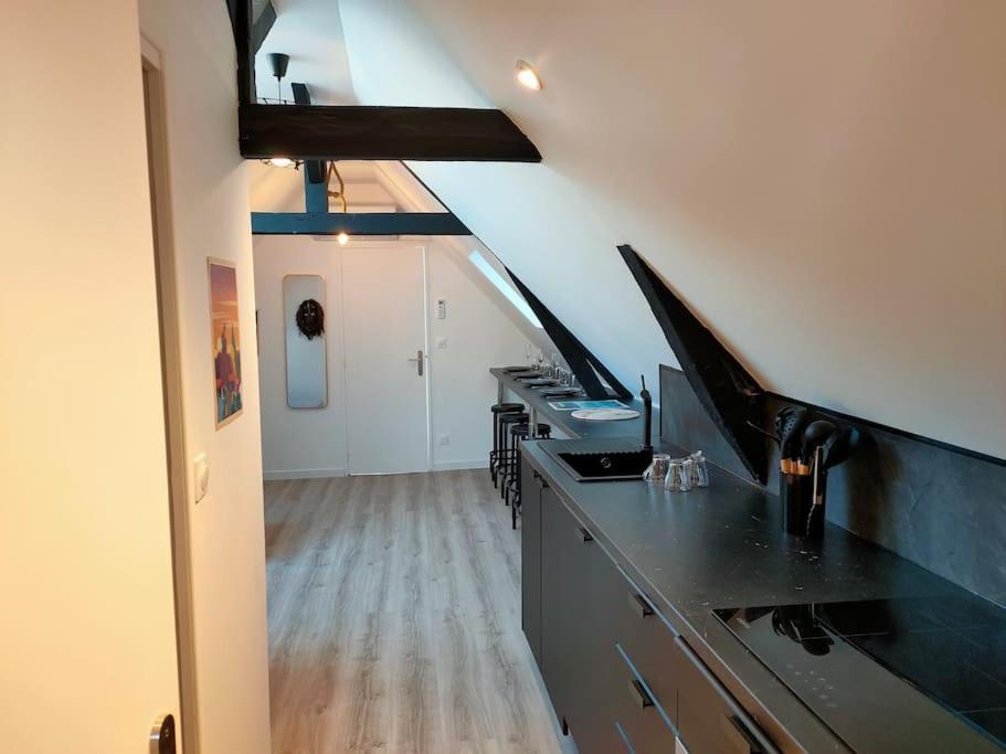 Dakar - Bel Appartement A Reims Zewnętrze zdjęcie
